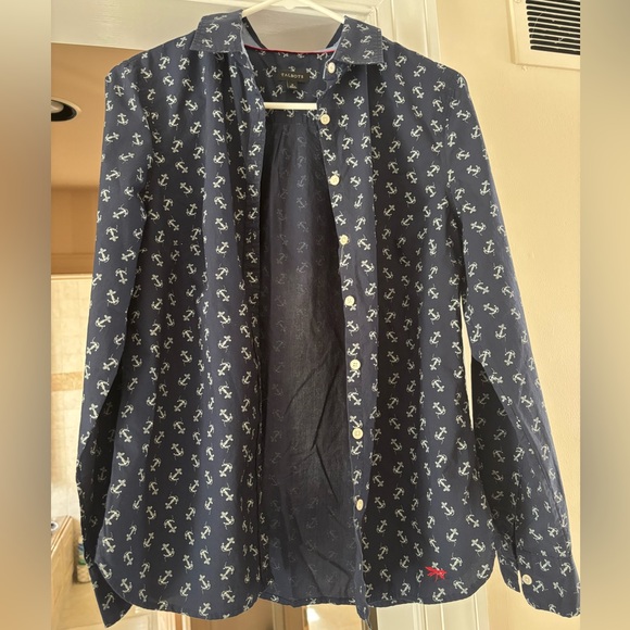 Talbots Dark Blue Top with White Anchors Pattern - Picture 1 of 4